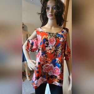 ROSE + OLIVE WOMEN'S SIZE LARGE COLD SHOULDER TOP